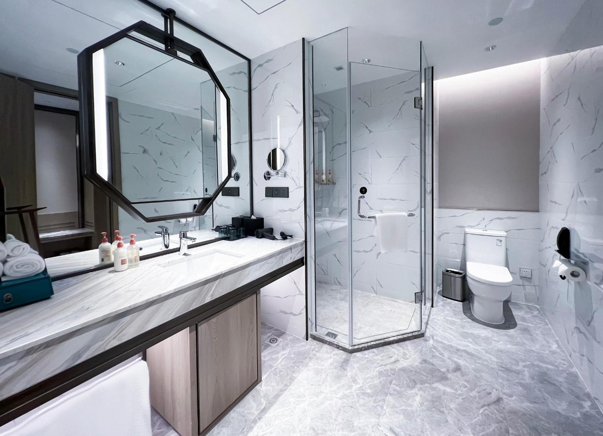 Crowne Plaza Hangzhou Linping By Ihg Екстер'єр фото