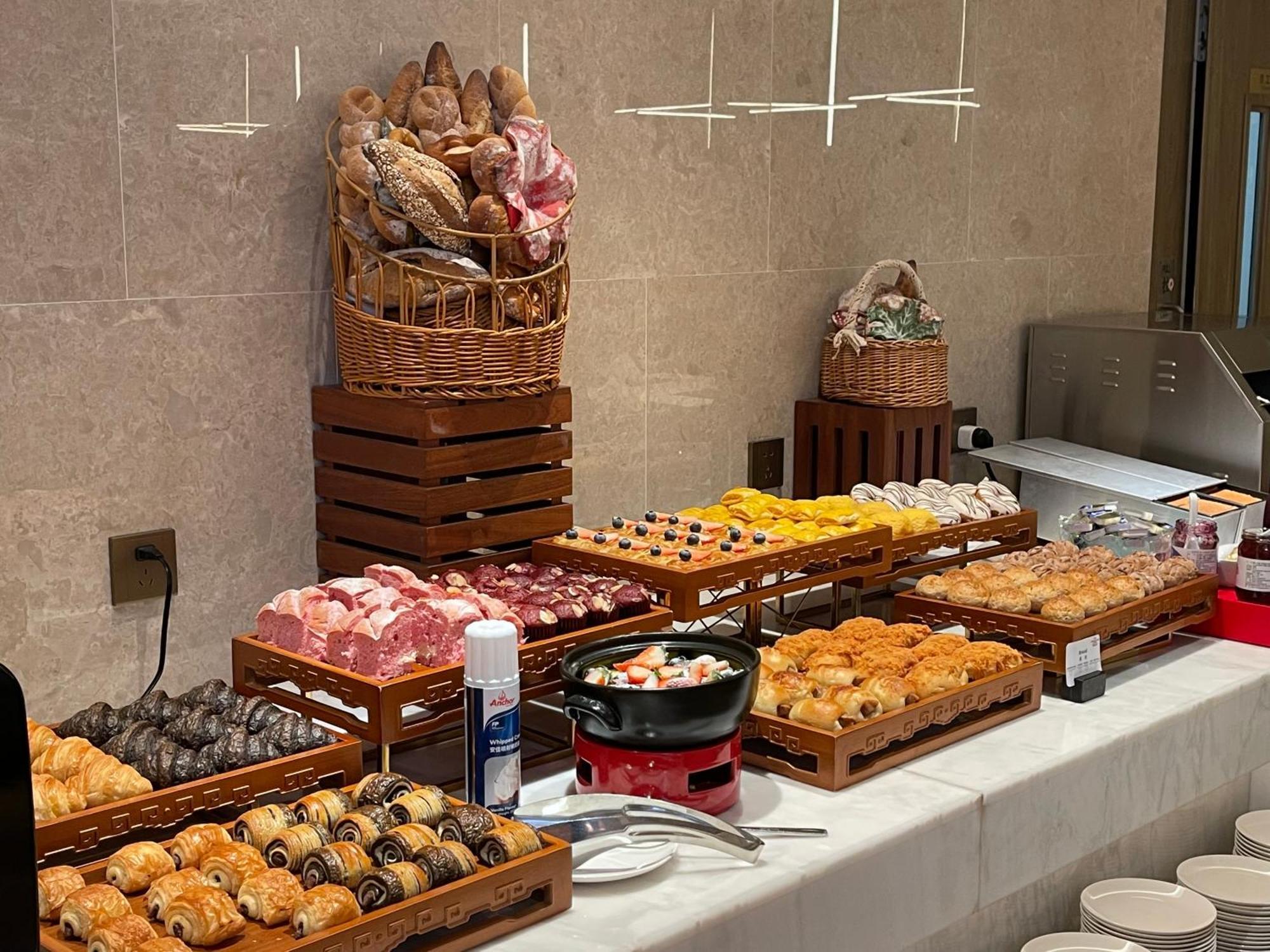 Crowne Plaza Hangzhou Linping By Ihg Екстер'єр фото